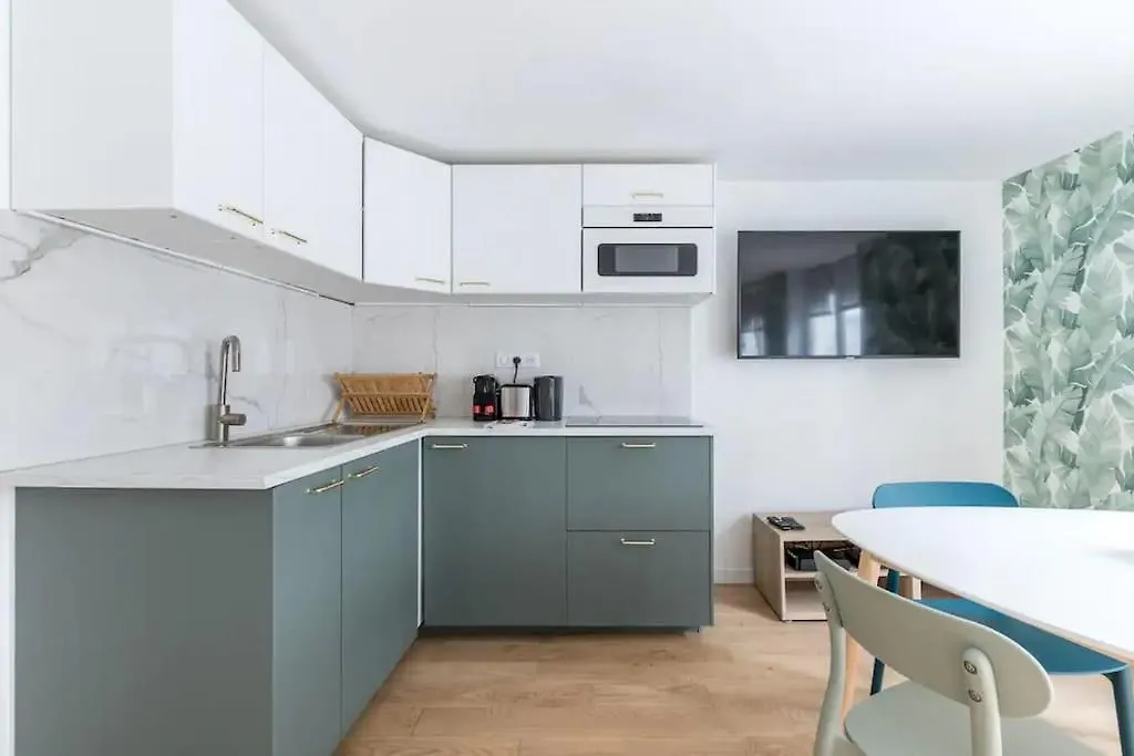 Grands Boulevards 42 : Appartement Cosy 1Br-4P Parijs