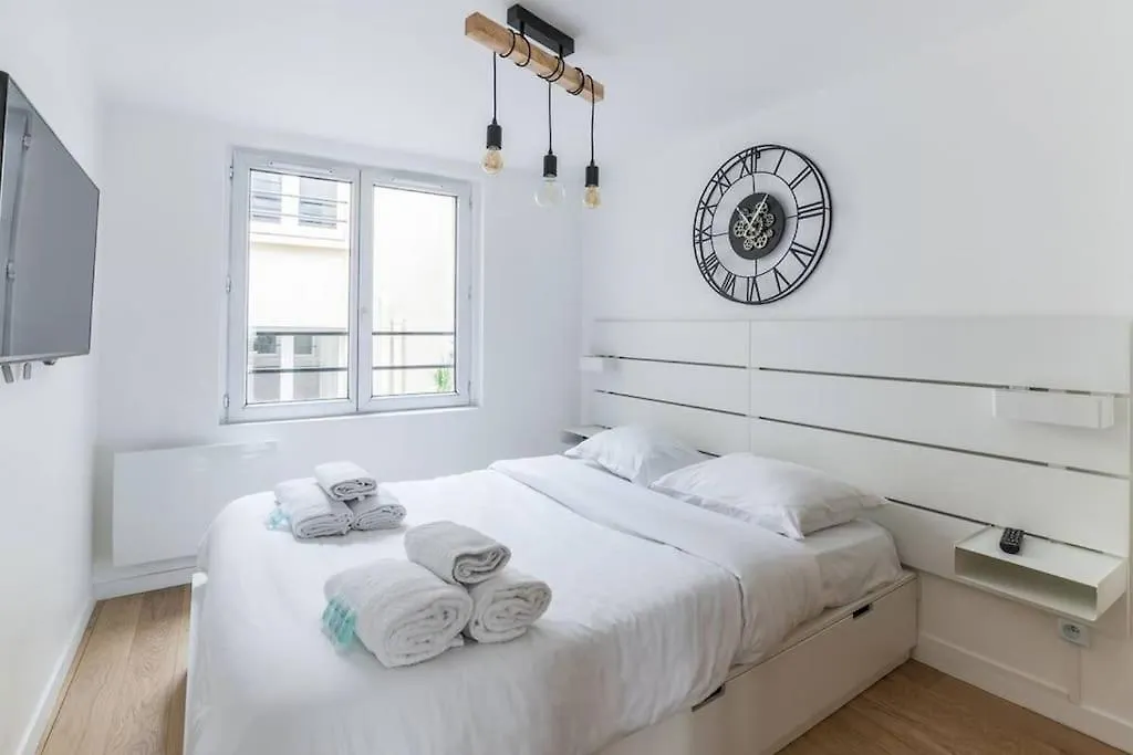 Grands Boulevards 42 : Appartement Cosy 1Br-4P Paris